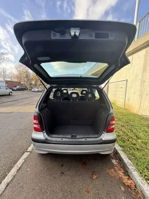 Mercedes-Benz A 140 Classic Bild 4