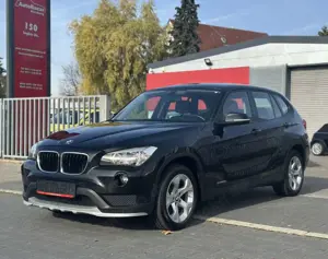 BMW X1 20 i xDrive / 1. Hand / Schekheft / PDC
