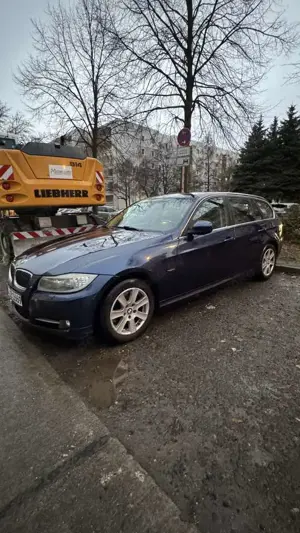 BMW 320 320d DPF Touring Aut. Edition Sport Bild 2