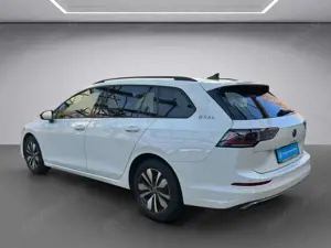 Volkswagen Golf VIII Variant 1.5eTSI DSG Goal Bild 3