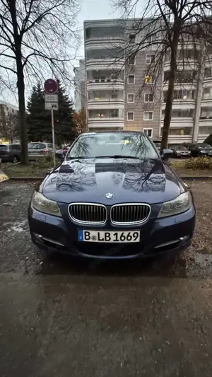 BMW 320 320d DPF Touring Aut. Edition Sport Bild 5