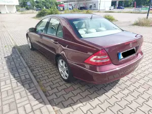 Mercedes-Benz C 350 7G-TRONIC Elegance 2.Hd Rentner TÜV 114 tkm orig. Bild 2