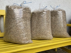 Hühnerfutter, Getreide-Körner-Mischung aus verantwortungsvollem Anbau abzugeben