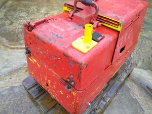 Bomag BPH 80 65 S  Rüttelplatte 700 kg  Verdichtungsgerät Hatz  Bild 2