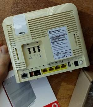 Internet-Access-Point Easy-Box 803, W-LAN, LAN, Alles drin