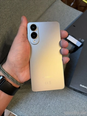 Samsung Galaxy S25 EDGE 512GB titanium silver 12GB RAM mit verpakung 