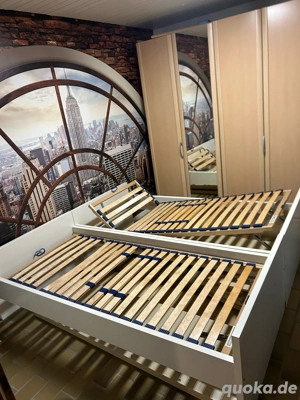 2  Kinder- Jugendbett 90 200 inkl. Lattenrost (verstellbar)