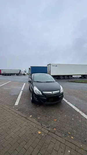 Opel Corsa 1.2 16V ecoFLEX Satellite Bild 3