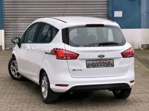 Ford B-Max Sync Edition 1.6*PDC*KLIMA*ALU*MFL*PDC*SHZ Bild 3