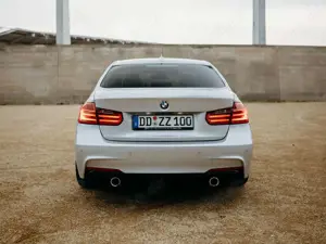 BMW 335 335i xDrive | BMW Scheckheft | M-Packet Bild 4