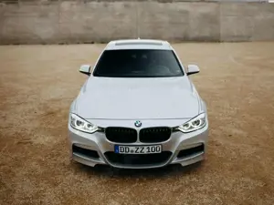 BMW 335 335i xDrive | BMW Scheckheft | M-Packet Bild 3