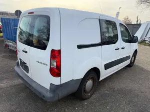 Peugeot Partner Bild 4