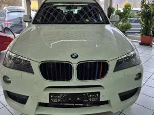 BMW X3 xDrive 20 d M Sportpaket Bild 2