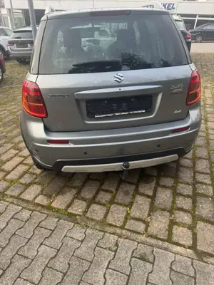 Suzuki SX4 Bild 3
