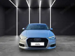 Audi A3 quattro sport*1Hand*Xenon*AHK*PDC*SitzHZ* Bild 2