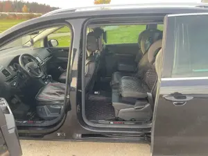 SEAT Alhambra 2.0 TDI Start  Stop DSG Crono Bild 2