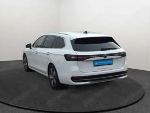Volkswagen Passat Variant 2.0TDI DSG Elegance Matrix AHK Navi 360° ACC ergo- Bild 4