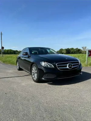 Mercedes-Benz E 220 d 9G-TRONIC Avantgarde