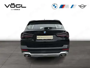 BMW X3 xDrive20d Panoramadach Head-Up AHK Bild 3