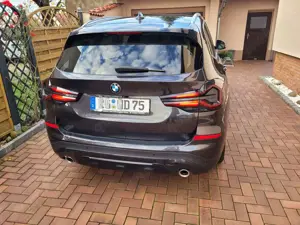 BMW X3 xDrive20d Aut. xLine AHK Leder Faselift