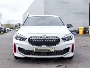 BMW 128 ti A NAVI LED Sound Syst. PDC V+H DAB Klima Bild 4