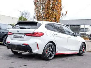 BMW 128 ti A NAVI LED Sound Syst. PDC V+H DAB Klima Bild 2