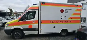 Mercedes-Benz Sprinter RTW mit  Neu general überholten  Motor Bild 3
