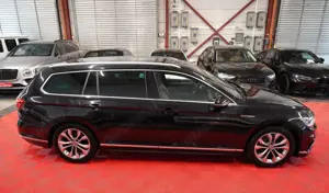 Volkswagen Passat Variant 2.0 TDI DSG 4Motion R-Line Sport Bild 4