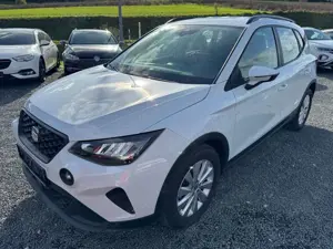 SEAT Arona 1.0 TSI *DSG*STYLE*PDCHI*DAB*TEMPOMAT*FRON Bild 3