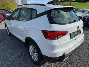 SEAT Arona 1.0 TSI *DSG*STYLE*PDCHI*DAB*TEMPOMAT*FRON Bild 4