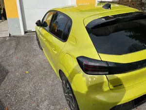 Peugeot 208 Allure 1.2 Hybrid 110 e-DCS6 - Sofort - Bild 5