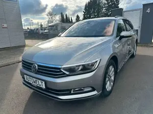 Volkswagen Passat Variant 1,8 LED Leder Automatik