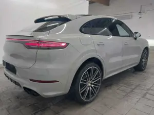 Porsche Cayenne Bild 4