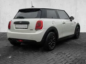 MINI One Bild 2