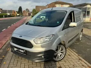 Ford Transit Courier "Trend"TOP"TÜV"SERVICE"NEU"