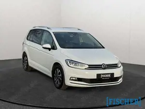 Volkswagen Touran 2.0TDI DSG Active LED STHZ Carplay SHZ Rear View V Bild 3