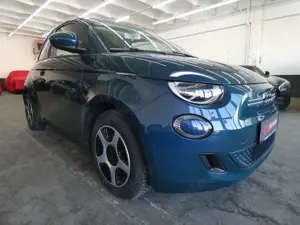 Fiat 500e 500 e Action 23,8kwh*LED*KLIMA*LED*DISPLAY*