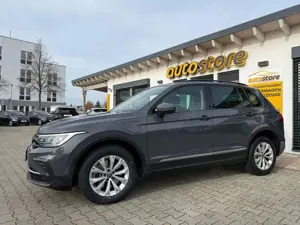 Volkswagen Tiguan Life eHybrid 180 kW (245 PS), Automatik, Fronta...