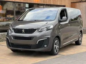 Peugeot Traveller