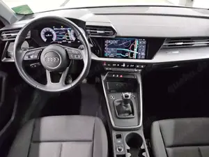 Audi A3 Sportback 30 TFSI advanced Navi+ vc LED PDC Bild 5