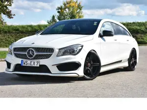 Mercedes-Benz CLA 220 CLA 220 CDI d/AMG VOLL Bild 2