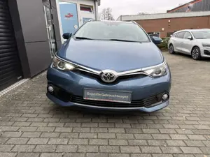 Toyota Auris Bild 2