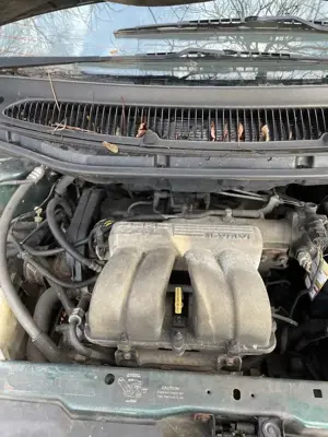 Chrysler Voyager 3.3 SE Bild 4