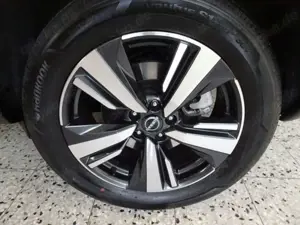 Nissan X-Trail 1.5 VC-T e-Power N-Connecta e-Power Pano Bild 3