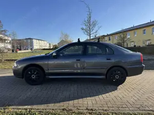 Mitsubishi Carisma Bild 3