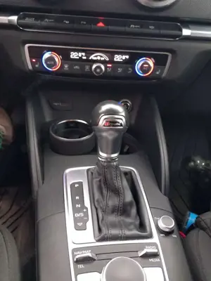 Audi A3 S LINE SPORT   AUTOMATIK //  GARANTIE MÖGLI Bild 5