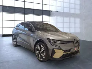 Renault Megane Iconic 220HP EV60 Schnelllader Sportpaket Bild 5