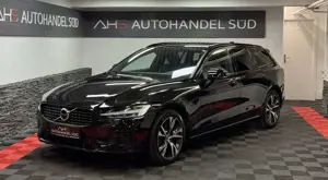 Volvo V60 R Design Recharge Plug-In Hybrid AWD