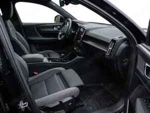 Volvo XC40 Recharge Twin Motor AWD Plus ACC BLIS Bild 5