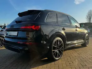 Audi Q7 45 TDI S-Line competition plus *LED*AHK* Bild 5